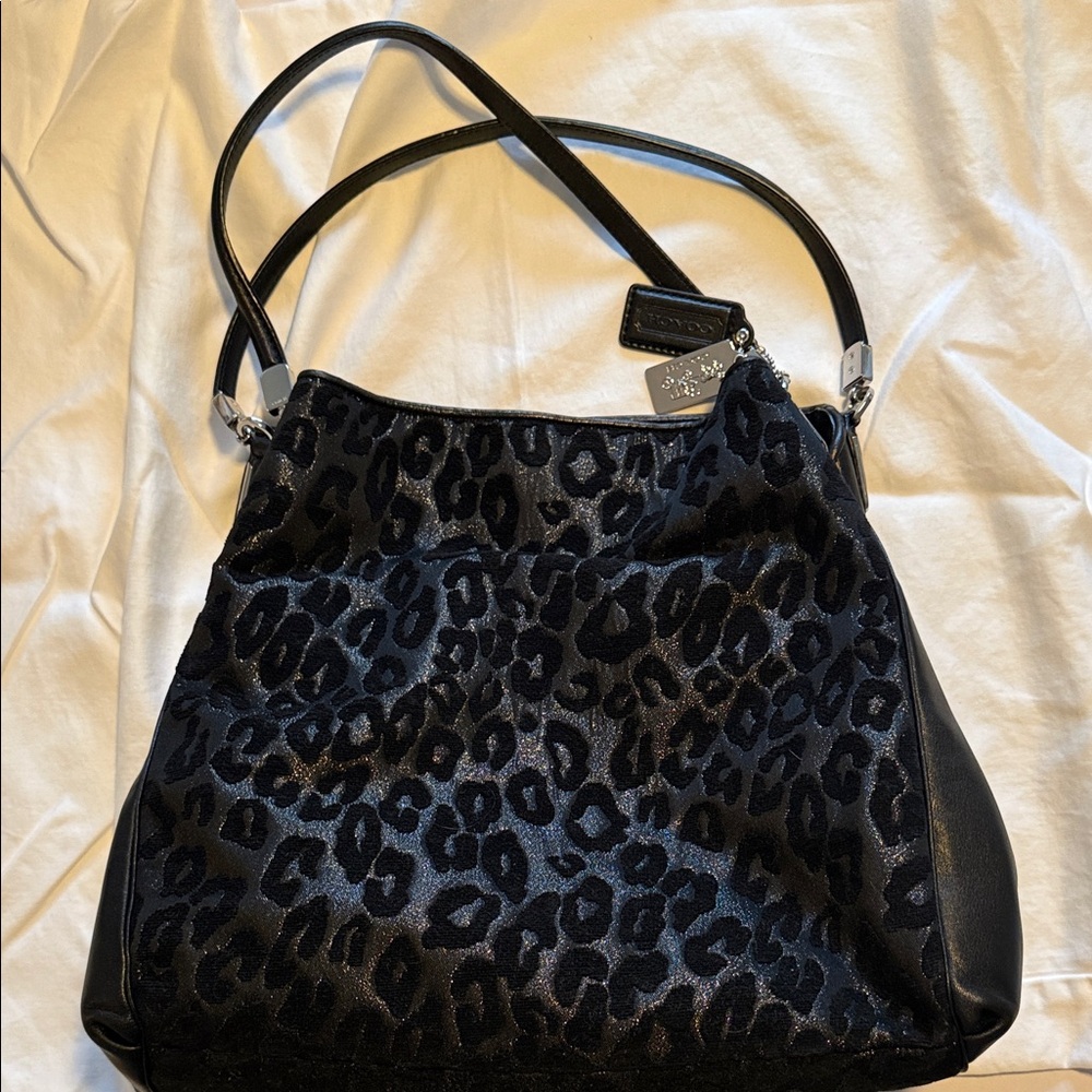 Elegant Coach Black Leopard Print Women's Bag